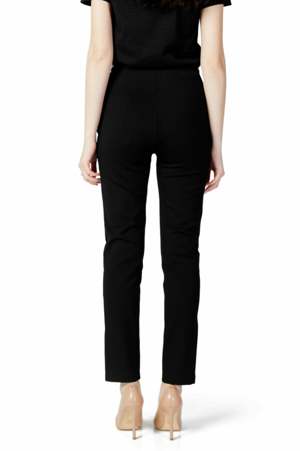 Guess Pantaloni Donna - immagine 2