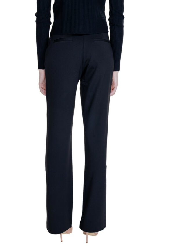Guess Pantaloni Donna - immagine 2